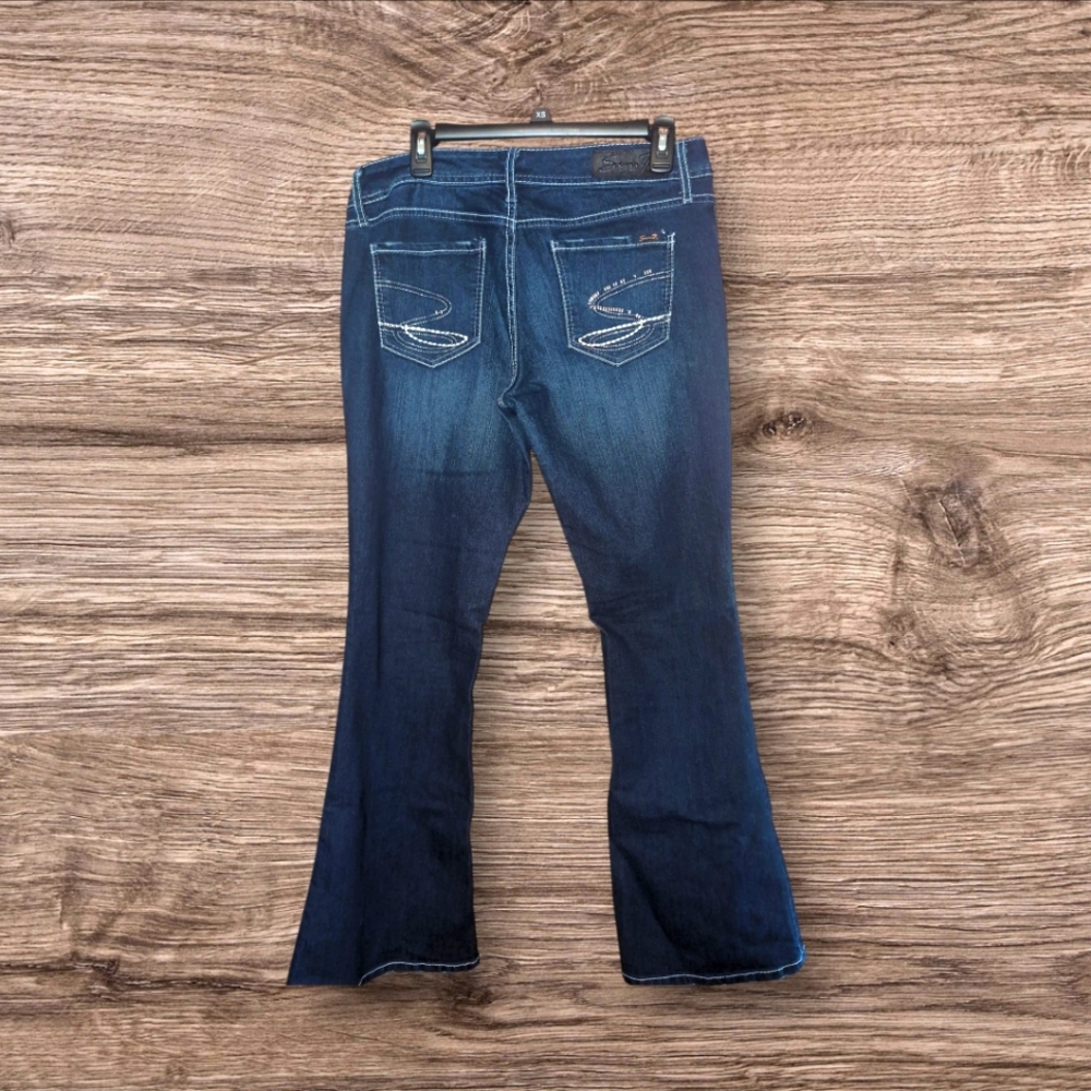 7 for all Mankind Boot/Flare cut Denim Jeans size 8. 36X32